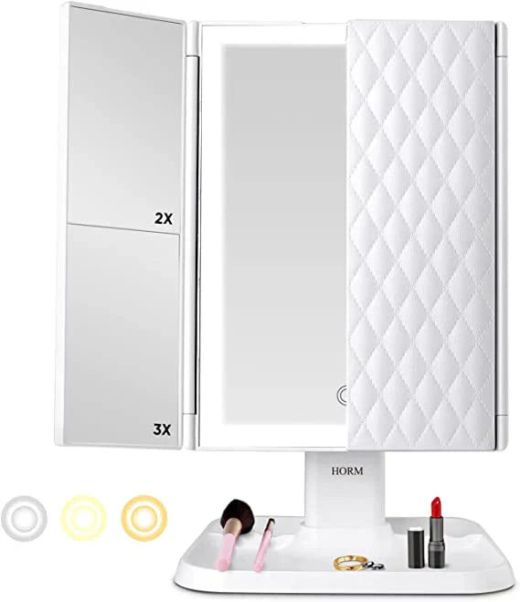 MirrorGlam™ – Elegant three-way fold-out LED make-up mirror