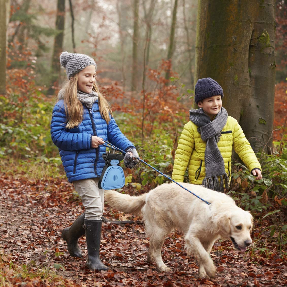 ScoobyScoop™ – Hands-free Dog poop scoop