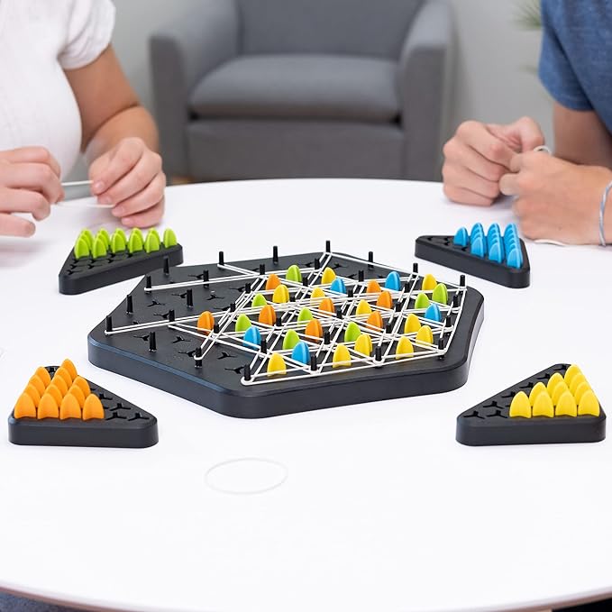 KnotFun™ - Triangular Chess Set made of Chain Links