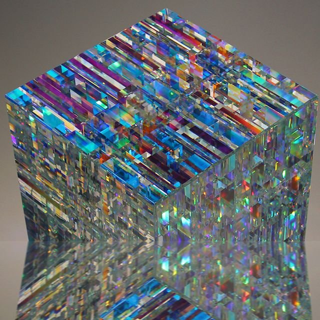ChromaCube™ – Handcrafted Optical glass Art Cube