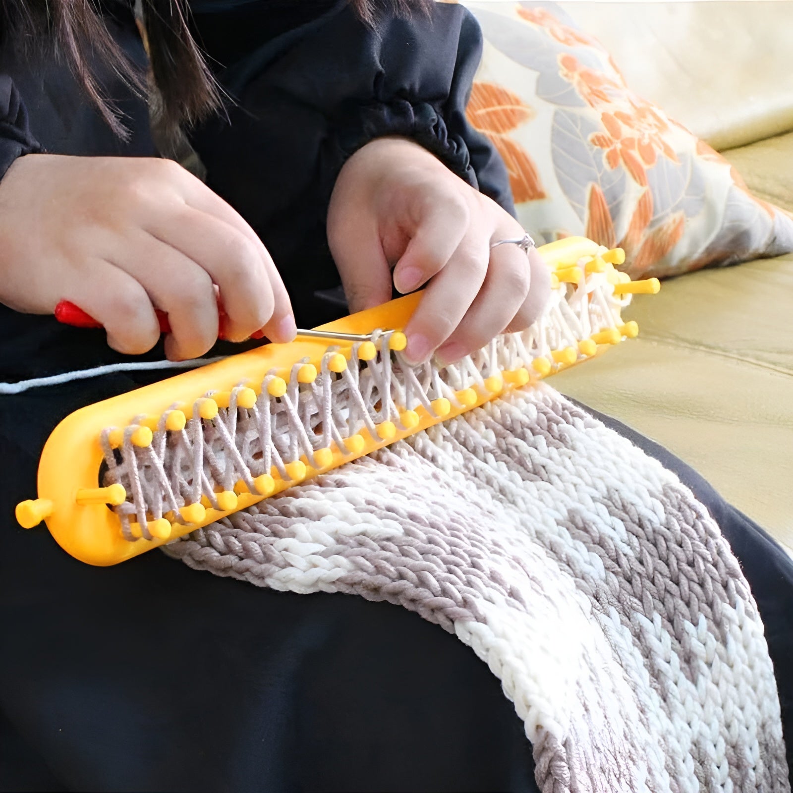 Woooly™ – Portable Needle-free knitting Frame Set