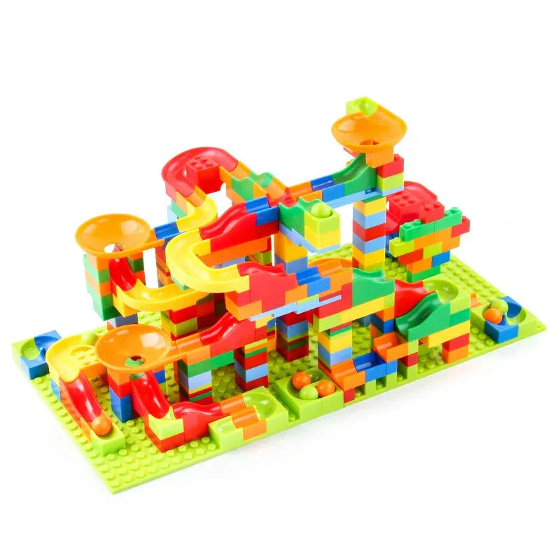 MazeBuilder™ – DIY Toy for building Marble Runs