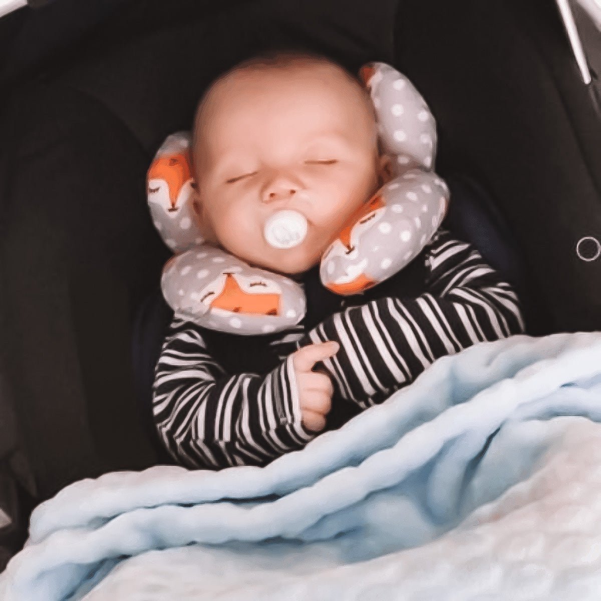 1+1 Free | PillowNeck™ – Orthopedic Baby Pillow
