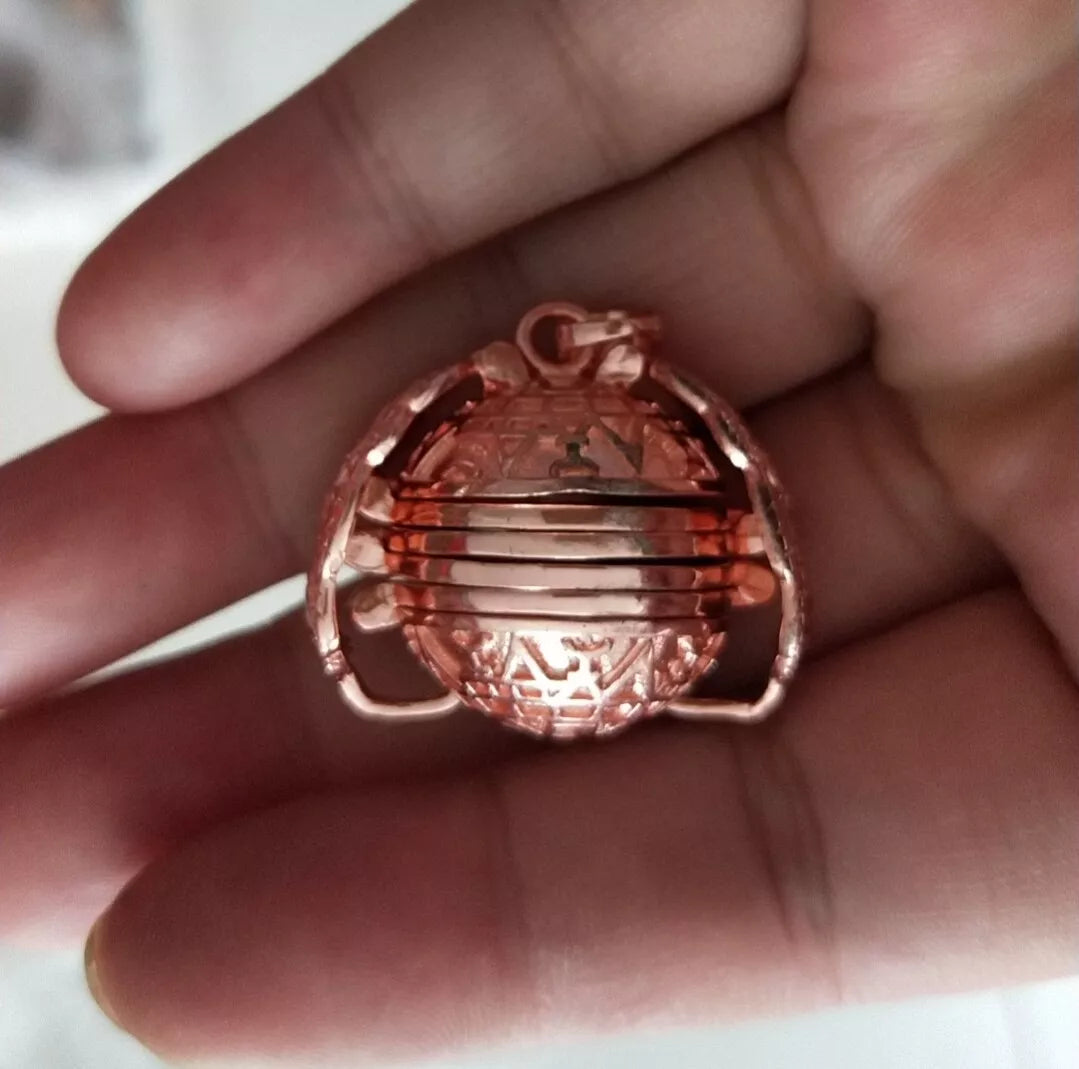 MemorSphere™ – A keepsake Close to your Heart